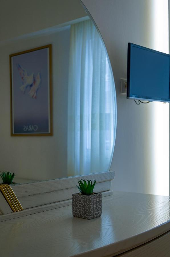 Nice 1Bd Apartment Close To Metro Station Ampelokipoi Athènes Extérieur photo